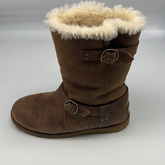 UGG - Australia Noira Chestnut Leather Buckle Pull On Sheepskin Boots Size 7 - Picture 12 of 15